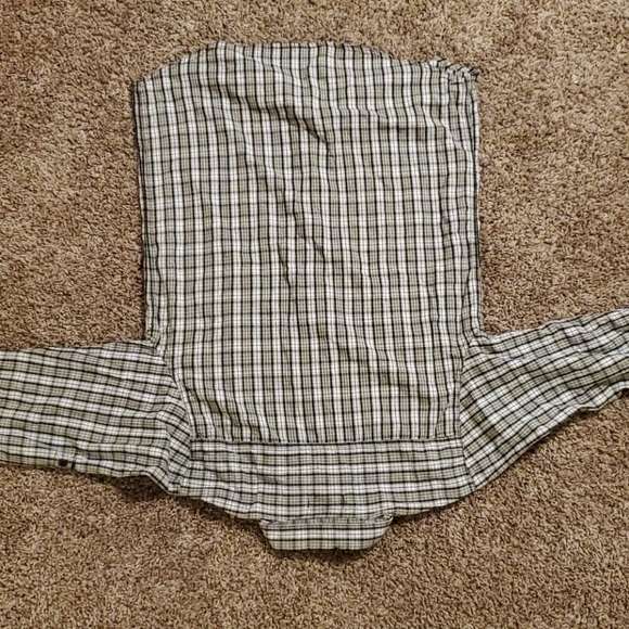 Button up shirt - Picture 3 of 3